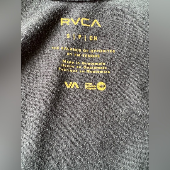 RVCA tank - Picture 2 of 2